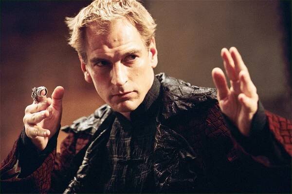 Medailon - Z filmu - Julian Sands