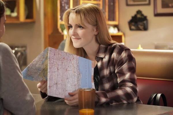 Malý Sheldon - Krádež auta a útěk - Z filmu - Mckenna Grace