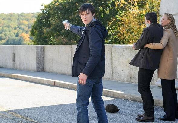 Stoupenci zla - Odlet - Z filmu - Sam Underwood