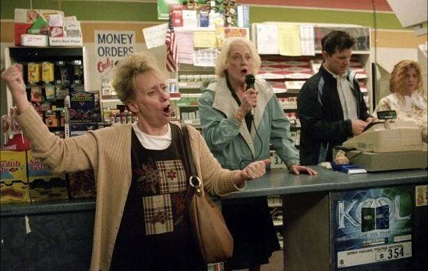 Mink Stole, Suzanne Shepherd - Chlipnosť nadovšetko - Z filmu
