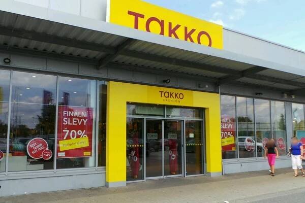 TAKKO FASHION foto 1