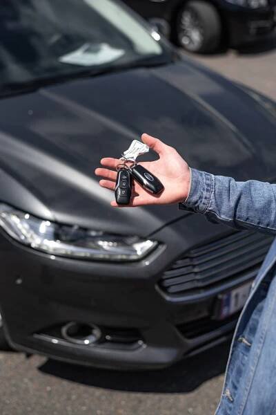 Potřebujete peníze na nové auto? Zbavte se starého vozu za hotové