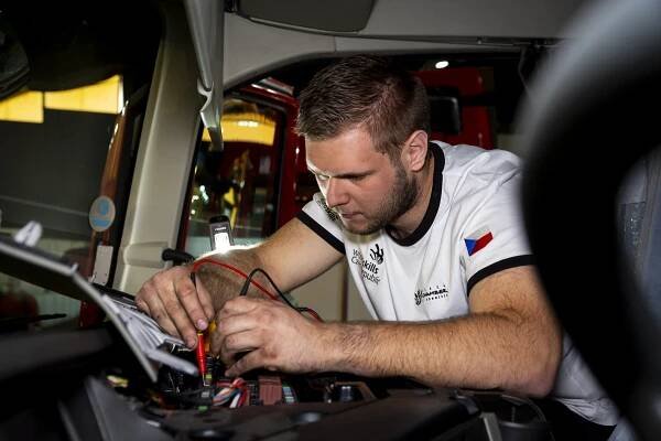 Nejlepším Čechem na soutěži Euroskills byl Tomáš Eichler ze společnosti Scania - ISŠA