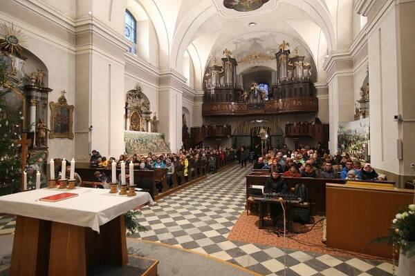 VÁNOCE, ŠTĚDRÝ DEN A NAROZENÍ JEŽÍŠE KRISTA - Město Ústí nad Orlicí