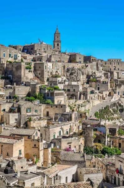 A photo of stone houses that are actually caves.