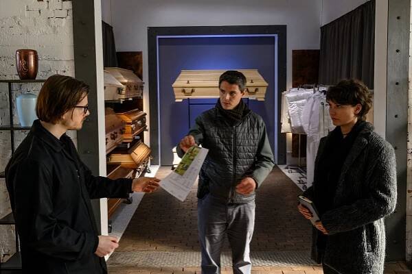 Kriminálka Stuttgart - Ruhe in Frieden - Z filmu - Enno Hesse, Benjamin Strecker, Nina Siewert