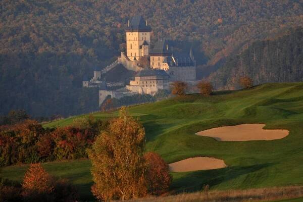 golfové hřiště Karlštejn v nabídce PGK