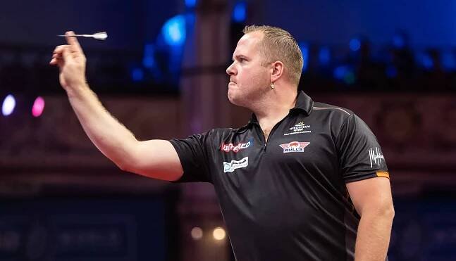 \"I’ve got different words in my head, but I can’t say them!\": Dirk van Duijvenbode laments poor display despite win