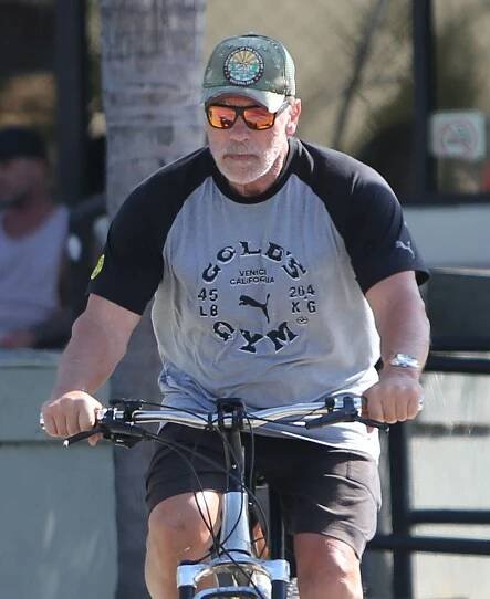 Arnold Schwarzenegger je pyšný na svého syna, kterému se povedlo neskutečně zhubnout: Takhle teď Christopher vypadá