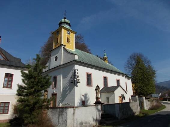 Dolní Dvůr - kostel sv. Josefa