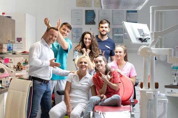 Pracujeme aj počas koronavírusu - Dentoma