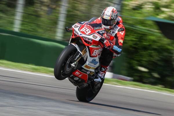 Ondřej Ježek na Ducati ve vytrvalostním závodě 8H v Sepangu