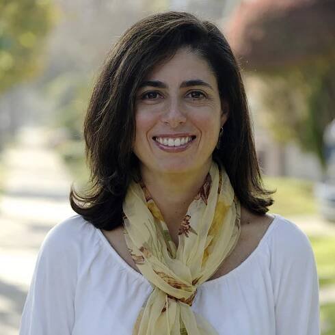 Carolina Bacchi, Psy.D
