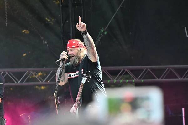 Dlouhé čekání skončilo. Kapela Škwor zahrála na Konopišti odložený koncert