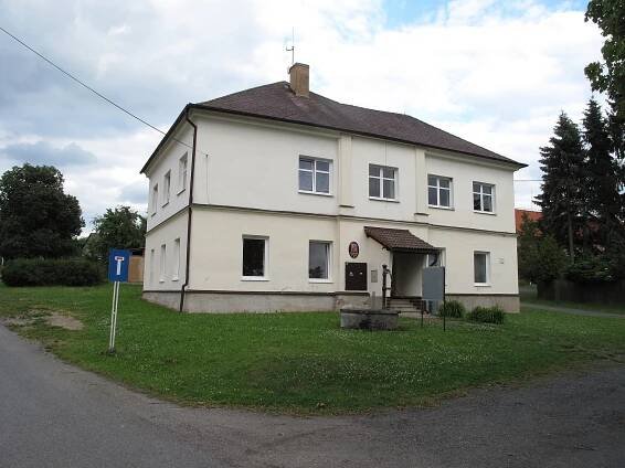Soubor:Trokavec, obecní úřad.jpg – Wikipedie