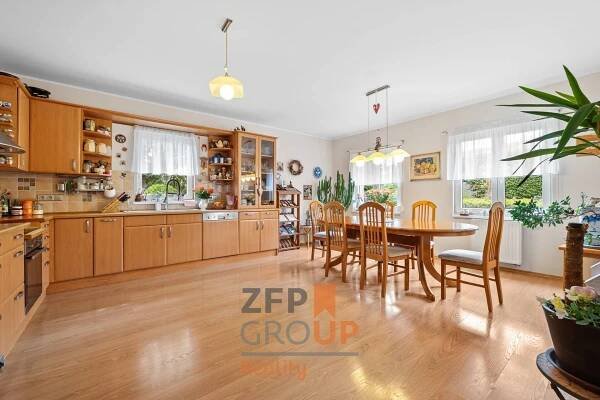 Prodej rodinného domu o rozloze 224 m2, ulice K Řípu, Roudnice nad Labem | ZFP Reality s.r.o. 