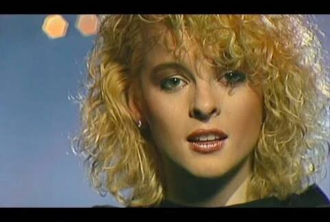 Iveta Bartošová - Blízko nás (1989)