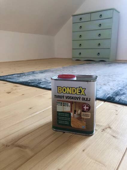 BONDEX Tvrdý voskový olej – tvrdý k nečistotám, jemný k dětem
