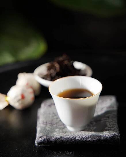 YIN CHA Ancient Valley Ripe Pu'er tea