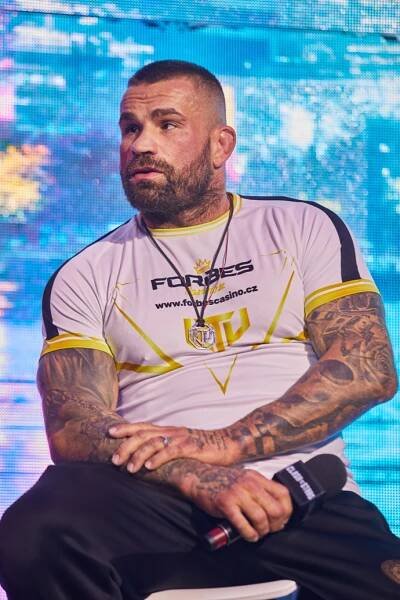 Foto k tématům Karlos Vémola, Clash of the Stars 6  – stránka 62