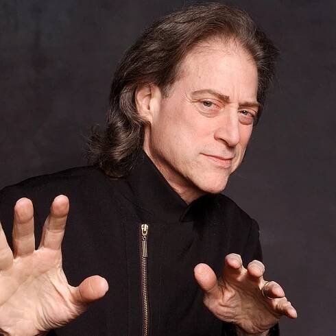 'Curb Your Enthusiasm' Star Richard Lewis Dead at 76