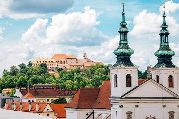 Brno je zlatá loď. Já chcu do Brna!