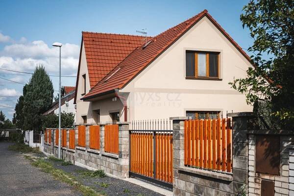 Glücksmannova, Úvaly, okres Praha-východ