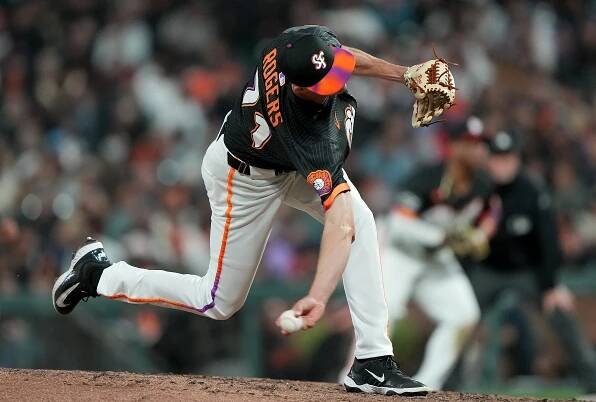 The Mets are acquiring right-hander Tyler Rogers from the Giants.