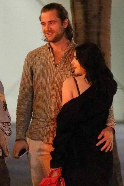 Modern Family's Ariel Winter Spotted Getting Cozy with Dumplin' Star Luke Benward