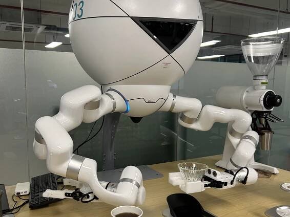 Vacation Detour to spend a day with startups in Singapore - MassRobotics
