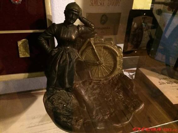 Muzeum a Pojizerská galerie Semily - Česká republika - Velo muzea - Velo muzea - ŠTĚRBA-BIKE.cz