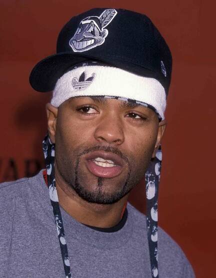 Rapper Method Man of Wu Tang Clan attends First Annual World Stunt Awards on May 20, 2001 at the Barker Hanger at Santa Monica Airport in Santa Monica, California.
