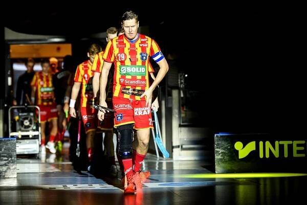 Legenda končí! Florbalový Gretzky jde ze hřiště na lavičku