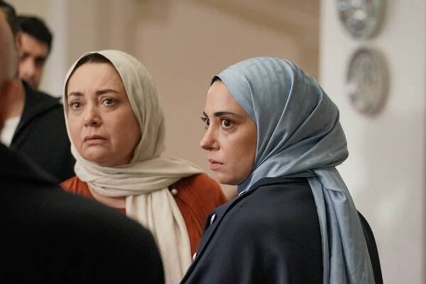 Kızılcık Şerbeti - Episode 14 - Z filmu - Ceren Yalazoğlu