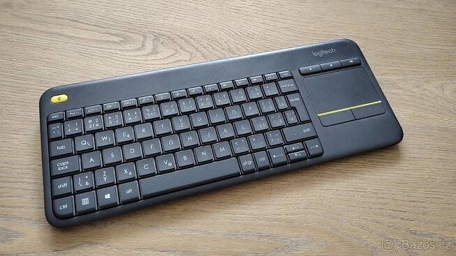 Bezdrátová klávesnice Logitech K400+