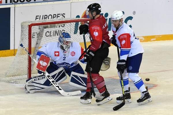 Na juniorském šampionátu zářil. Nyní ční před Dostálem extraligový debut