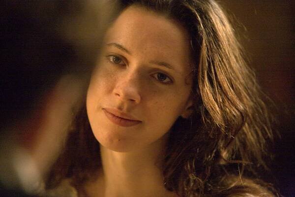 Širé Sargasové moře - Z filmu - Rebecca Hall