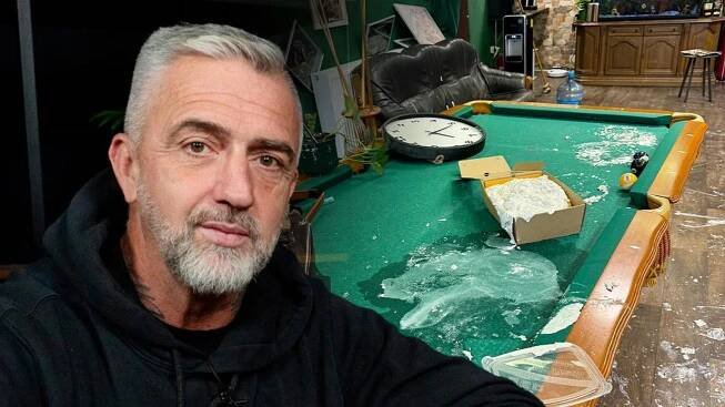 Matouš Rajmont udělal z barbershopu kůlničku na dříví: Nevěděl o sobě, pomočil to a zničil, říkají zaměstnanci