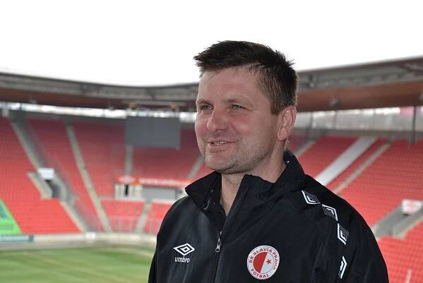 Fotbalisté Slavie si z Tallinnu přivezli porážku 1:3. Dají v Praze v odvetě dva góly?