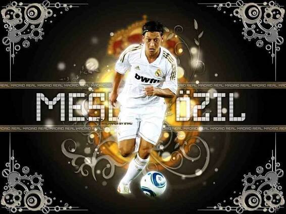 Mesut Özil - Magician on the pitch - Real Madrid 2012-2013