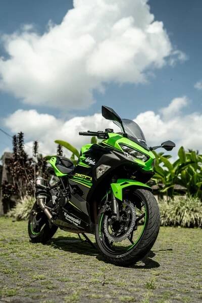 Rent in Bali Kawasaki Ninja 250 Fi Special Edition – Soul Bikes Indonesia in Bali