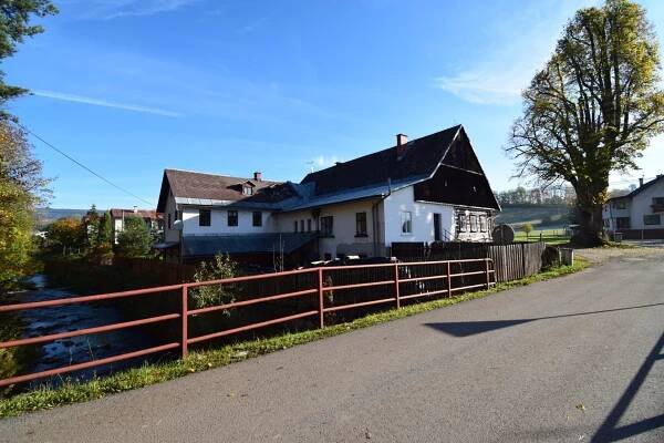 Hospoda s Aparmány Lánov - Neveřejné zakázky