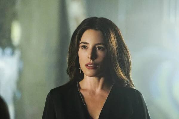 Původní - Neopouštěj mě - Z filmu - Jaime Murray