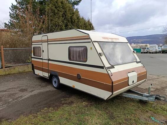 KOUPÍM KARAVAN