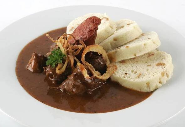Plzeňská restaurace Obecní dům Praha | Apetee