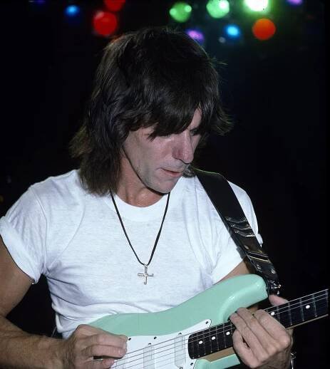 Buddy Guy featuring Jeff Beck – Mustang Sally