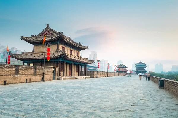 Explore Xi'an