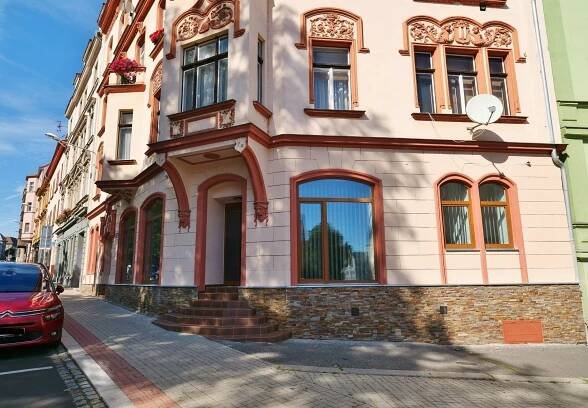 Pronájem obchodní prostory, 101 m2 - Ústí nad Labem-centrum