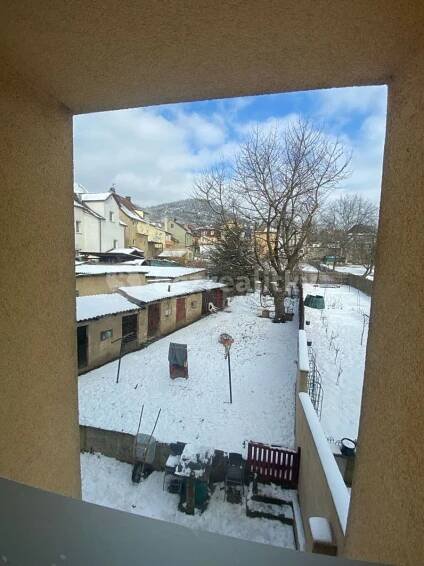 Pronájem bytu 1+1 30 m², Bystřany, Ústecký kraj