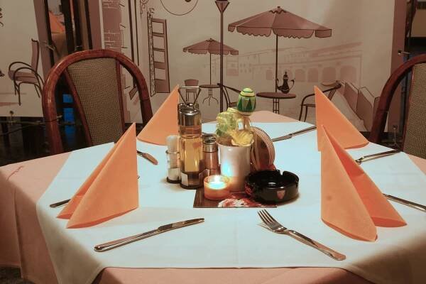 Restaurace